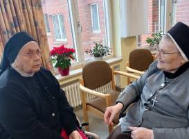 Geburtstag_Sr._M._Raphaela_4_original